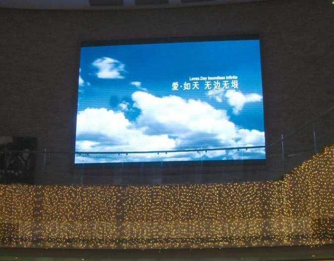 長沙戶外LED顯示屏如何選擇？